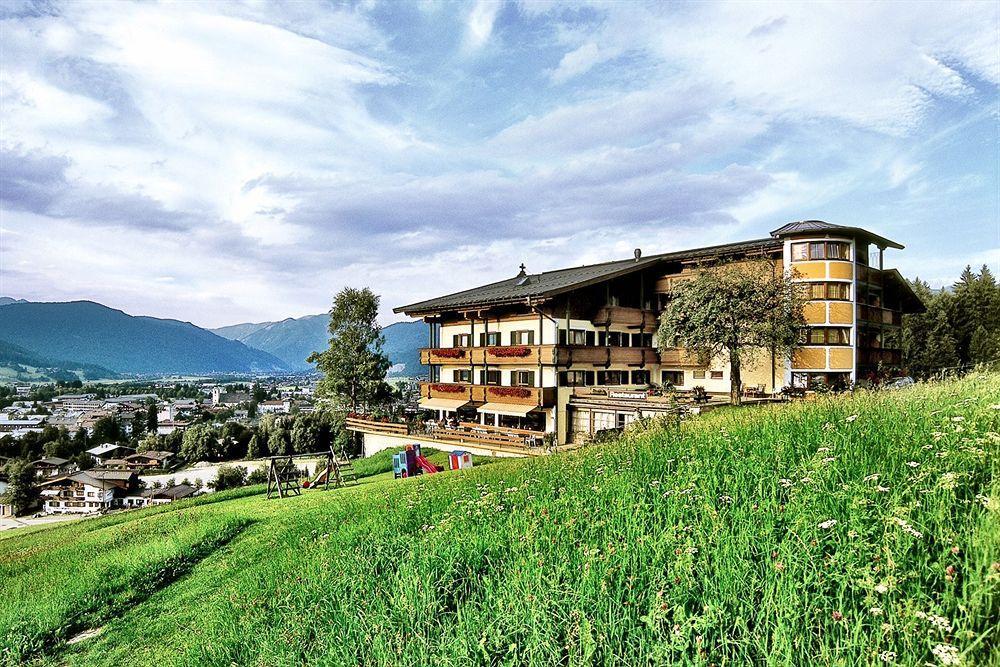 Hotel-Gasthof Zur Schoenen Aussicht Sankt Johann in Tirol Exterior photo